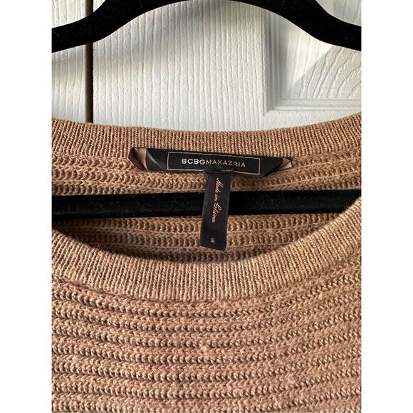 BCBG Tan Ribbed Knit Dolman Sleeve Camille Cropped Sweater - Picture 4 of 5